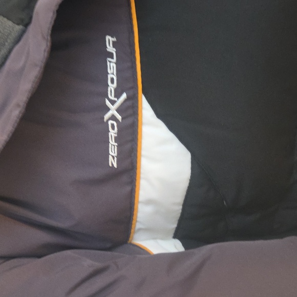 ZeroXposur Black and Gray Down Puffer Jacket - Picture 3 of 17